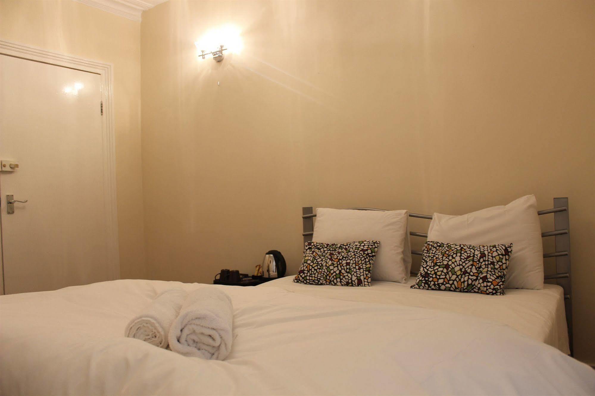 Avenue Inn Ilford Dış mekan fotoğraf
